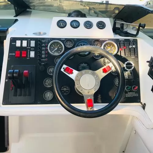 1994 FOUNTAIN BOAT 42 FT. TWIN MERCRUISER 600 SUPERCHARGE WITH SPEED MASTER 3 A
                                                in
                                La Puente,
                                California