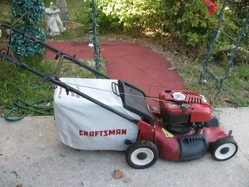 $150 CRAFTSMAN LAWN MOWER SELF PROPELLED
                                                for sale
                                in
                                Deltona,
                                Florida
