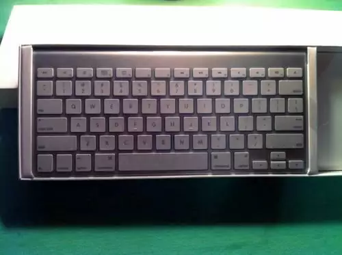 $60 Apple Wireless Keyboard
                                                for sale
                                in
                                Morsemere,
                                New Jersey