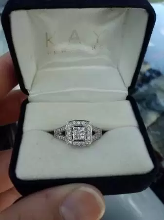 $1,300 Diamond Engagement Ring
                                                for sale
                                in
                                Mantua,
                                New Jersey